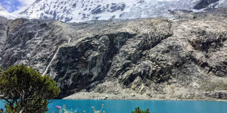 lagoon hualcacocha huaraz