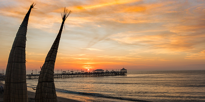 playa huanchaco trujillo