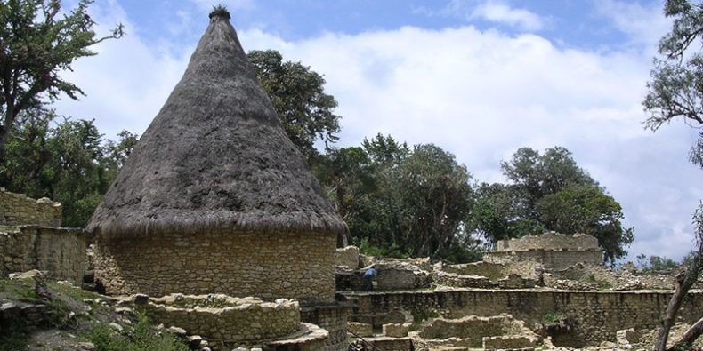 fortaleza de kuelap em chachapoyas - lugares para visitar no peru