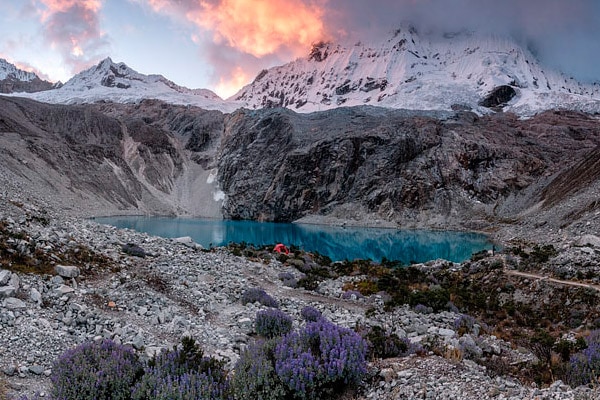 sunrise at laguna 69 in Huaraz