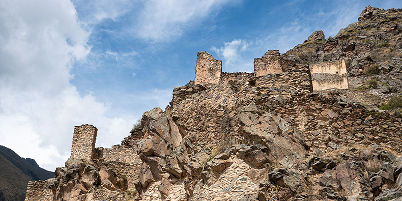 ollantaytambo Pincuylluna hill