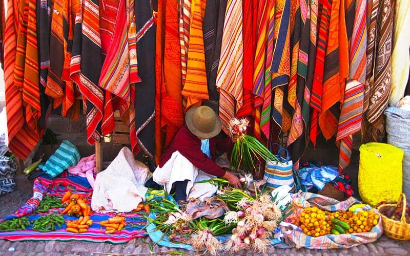 pisac-market-sacred-valley