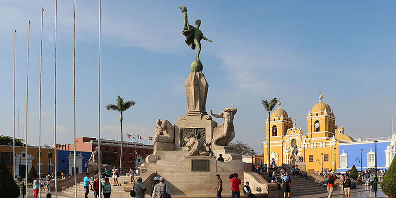 main square trujillo