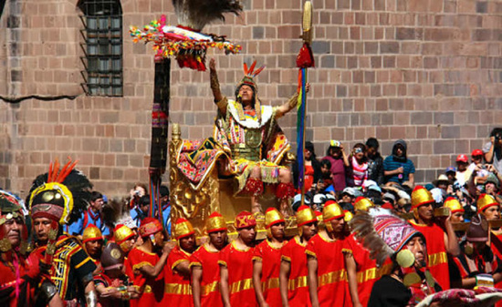 Inti Raymi Festival - Modern Sapa Inca celebrating