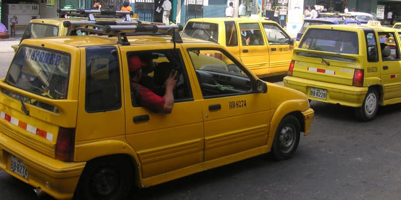 Taxi Aeropuerto de Lima a Miraflores